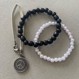 Beaded Bracelet Set with Peace Pendant - Black & White